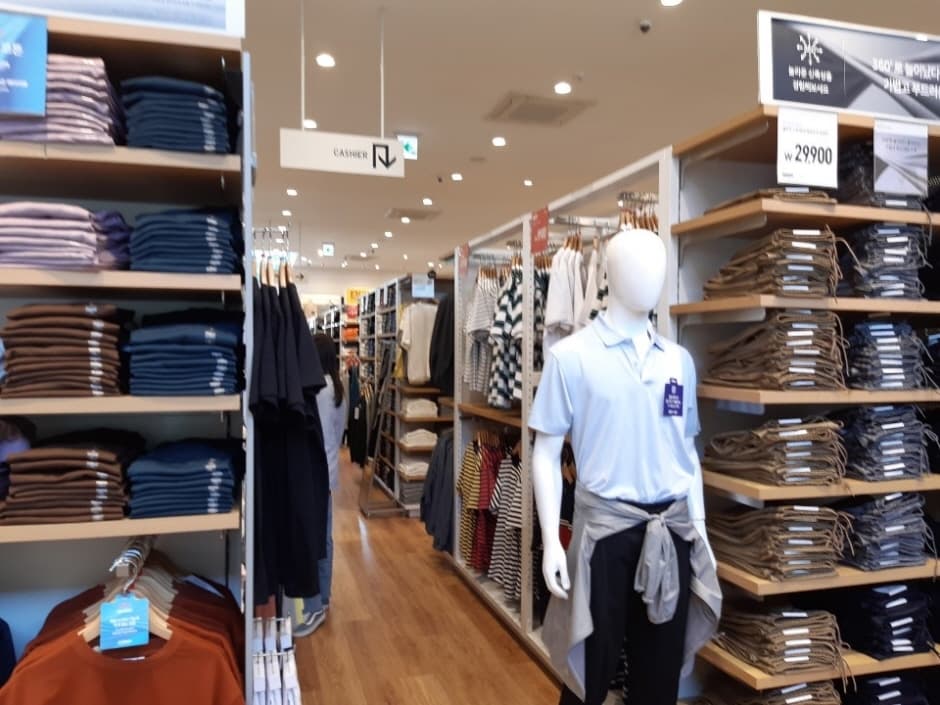 유니클로 구미신평_3