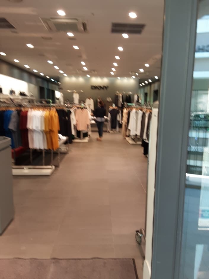 한섬 DKNY 신세계파주_2