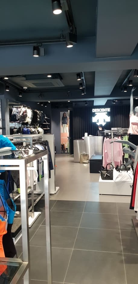 데상트 여수점_2