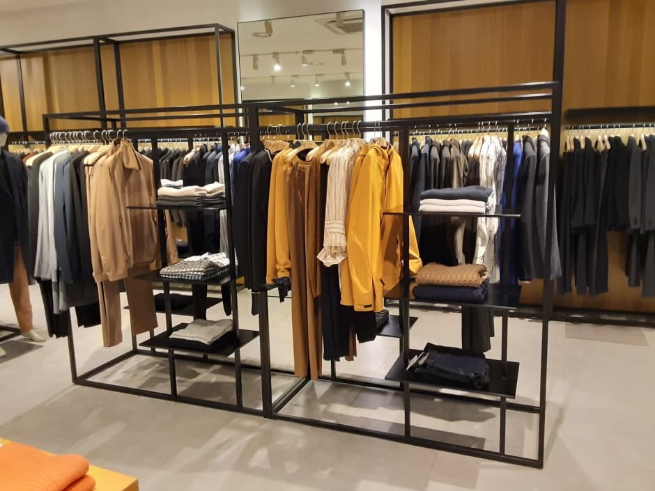 띠어리남성 신세계 부산점_3