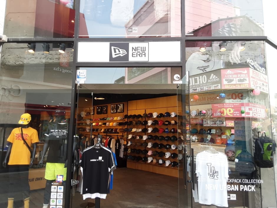 New Era - Gwangbok Branch [Tax Refund Shop] (뉴에라 광복점)