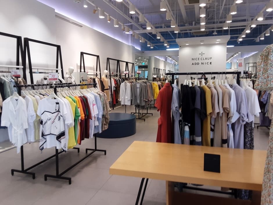 나이스클랍_롯데(아)김해점_3