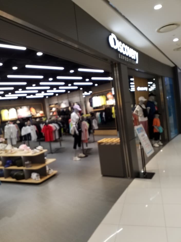 Discovery - TIMES SQUARE Branch [Tax Refund Shop] (디스커버리 타임스퀘어)