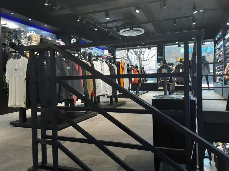 뉴에라_신제주점_2