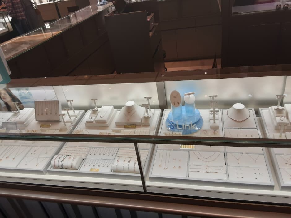 스톤헨지 현대 판교점_2