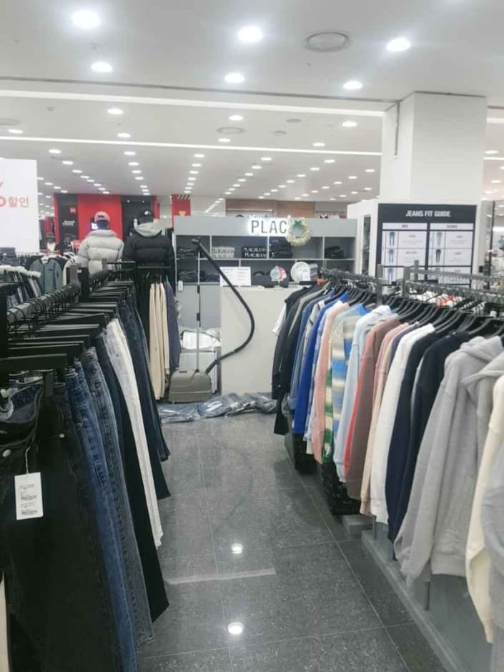 Plac - MODA Outlet Incheon Branch [Tax Refund Shop]  (플랙 모다아울렛 인천점)