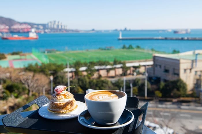 Cafe 385 (카페 385)