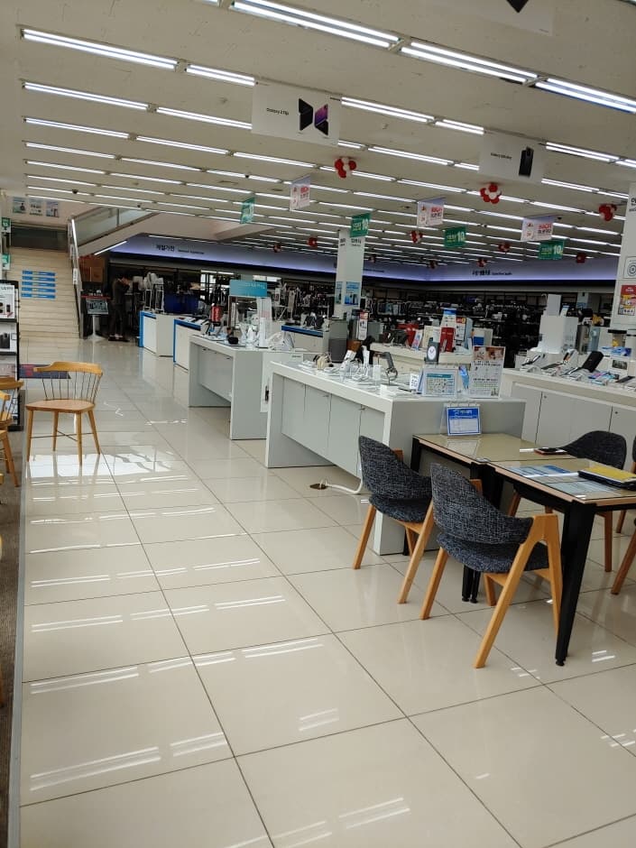 Himart - Baran Branch [Tax Refund Shop] (하이마트 발안점)