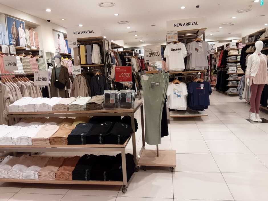 유니클로 대전스타일마켓_3