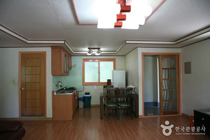 남원자연휴양림(남원리조트)_별장형_05