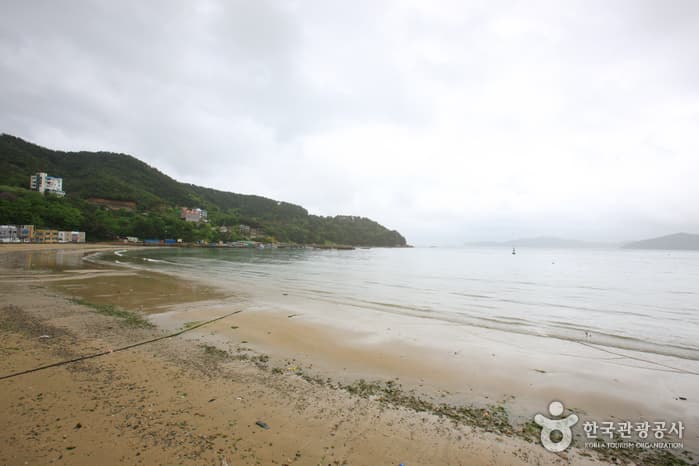 Deokpo Beach (덕포해수욕장)