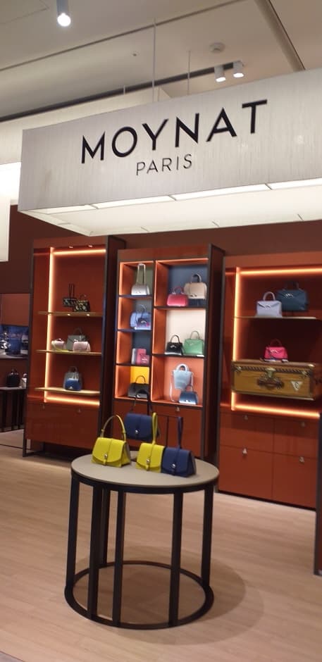 Moynat - Shinsegae Gangnam Branch [Tax Refund Shop] (모이나 신세계강남)