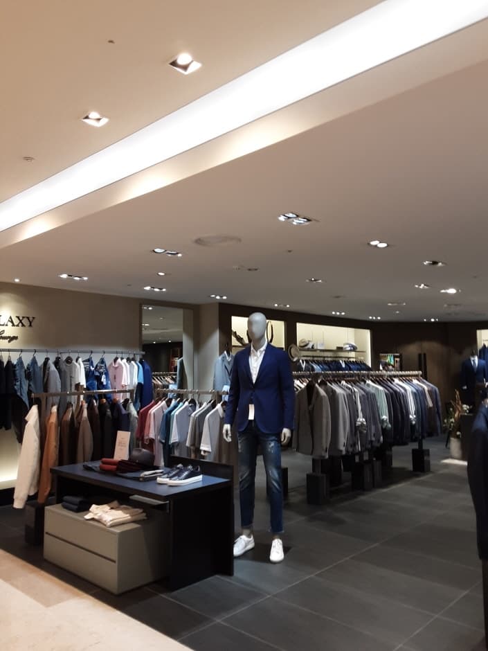 갤럭시 롯데 본점_2