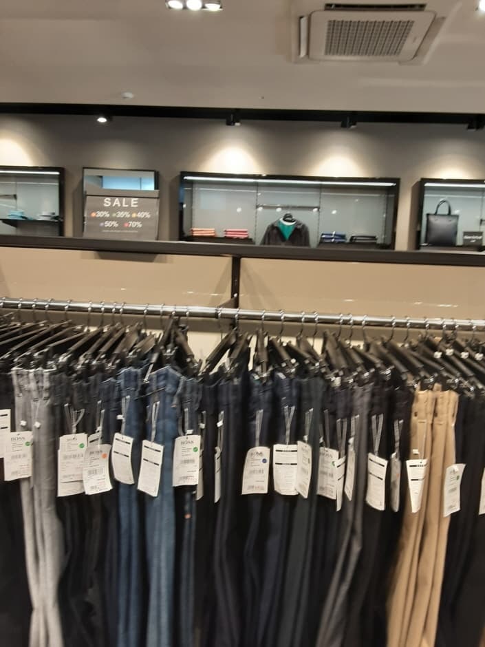 휴고보스 롯데아울렛 부산점_3