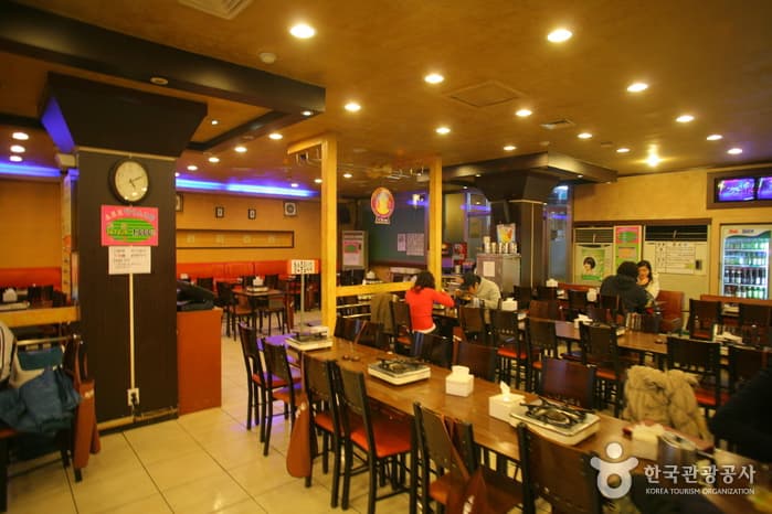 아이러브신당동 내부 02