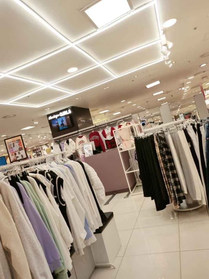 the day Girls [Tax Refund Shop] (더데이걸)