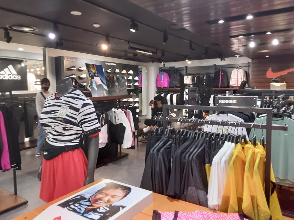 나이키 롯데동래_4