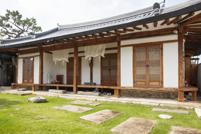 전북_전주_오뉴월_전경01