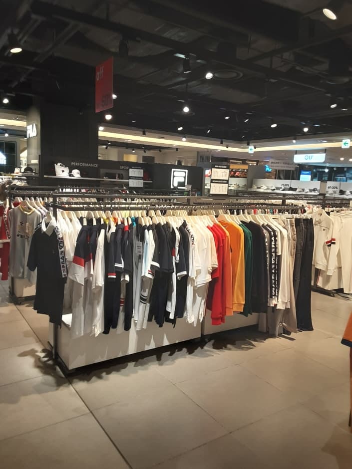 휠라 현대동대문_3