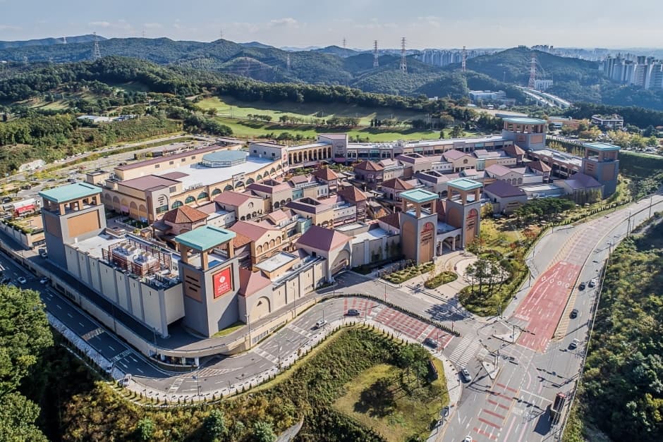 프리미엄아울렛기흥점 외관사진 (8)