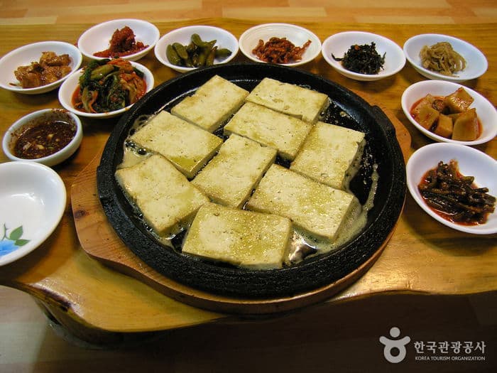 Jucheon Mukjip (주천묵집)