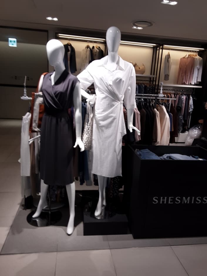 쉬즈미스 현대 시티아울렛점_3