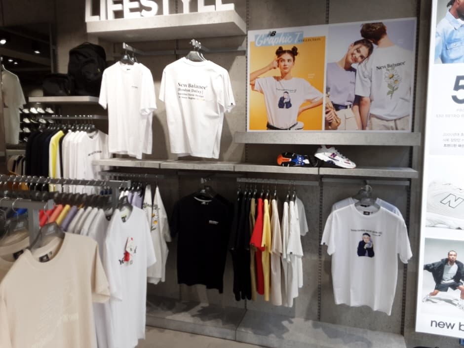 뉴발란스 광복_3