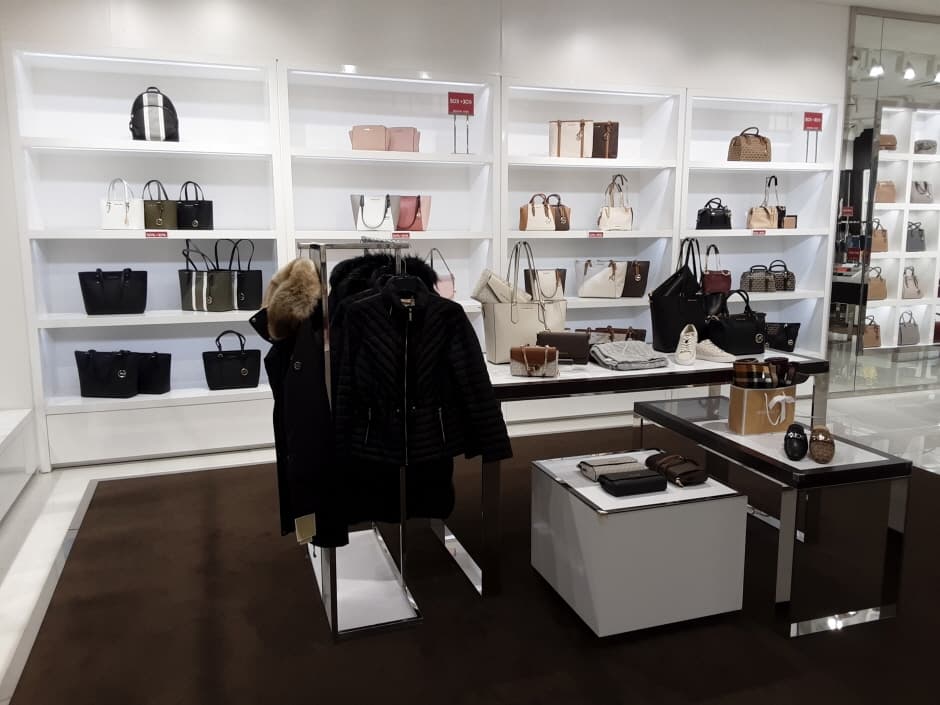 마이클코어스 신세계 부산점_2