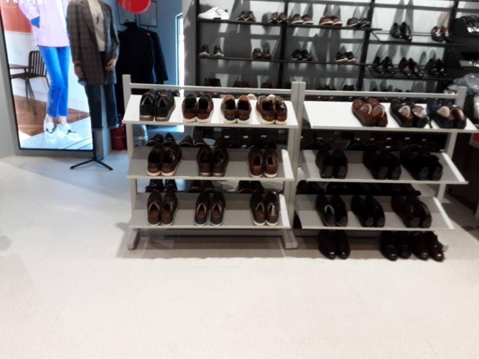 Parkland - Lotte Dongbusan Branch [Tax Refund Shop] (파크랜드 롯데동부산)