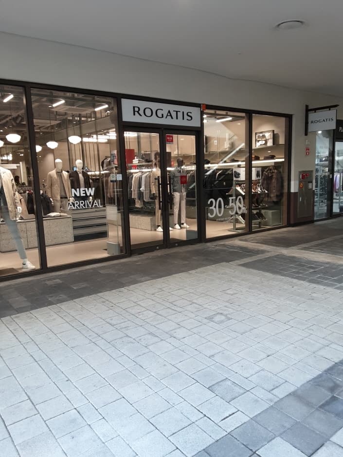Rogatis - Lotte Dongbusan Branch [Tax Refund Shop] (로가디스 롯데몰 부산점)