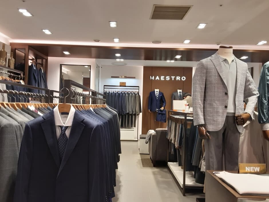 LF Maestro - Lotte Busan Branch [Tax Refund Shop] (LF 마에스트로 롯데부산)