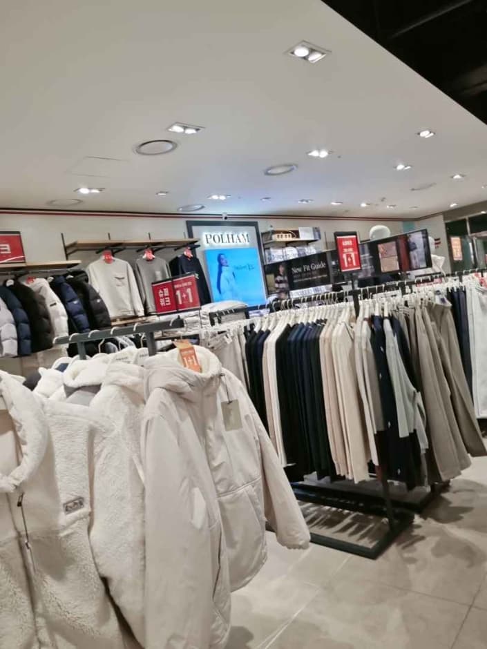 Polham - NC Singuro Branch [Tax Refund Shop] (폴햄 nc신구로)