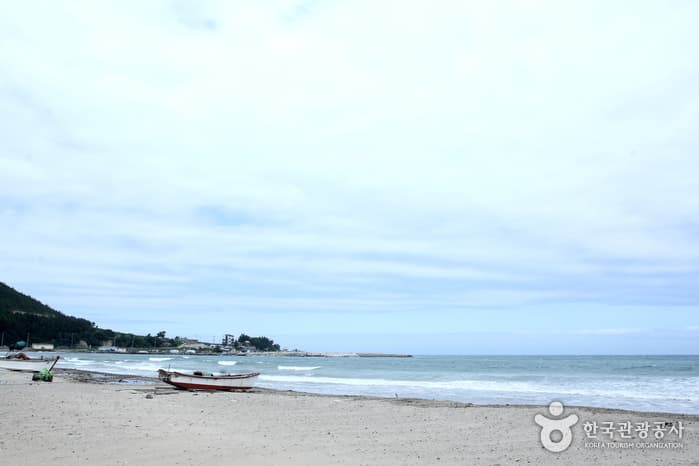 Wolpo Beach (월포해수욕장)