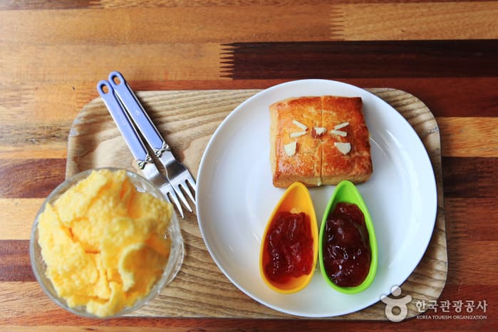 Jeonpo Café Street (전포카페거리)