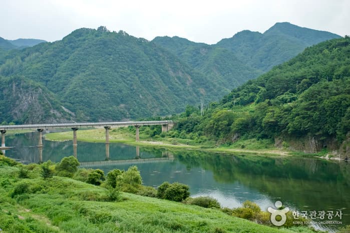 Yeongwol Donggang River (동강(영월))