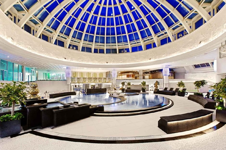 Hurshimchung (허심청)